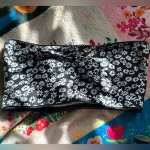 🖤🤍SUPER CUTE FLORAL LACE LINED TUBE TOP🖤🤍